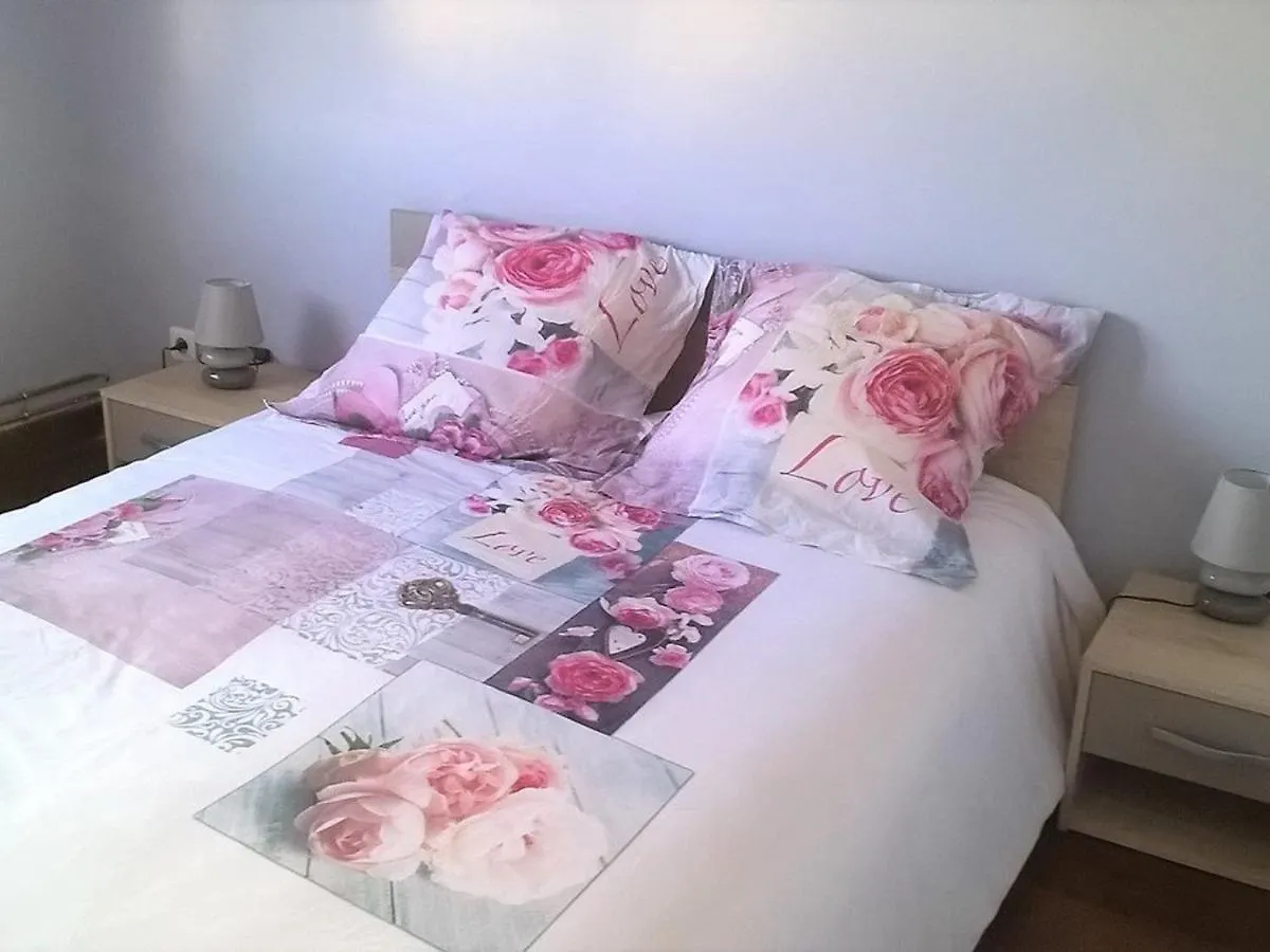 Dom wakacyjny Maison A Perros-Guirec Avec Jardin, Cour, Cheminee, Wifi Et Proche Du Port De Ploumanac'H - Fr-1-368-62 Francja